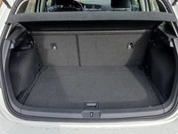Gebraucht VW Golf VII 102 PS (75 kW) 2013 Weiß Kleinwagen