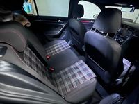 Gebraucht VW Golf VII GTI 230 PS (169 kW) 2016 Grau Limousine