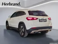 Gebraucht Mercedes GLA180 Progressive 116 PS (85 kW) 2025 Unilack polarweiß SUV