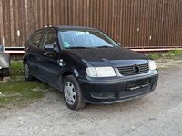 Gebraucht VW Polo Highline 60 PS (44 kW) 2001 Schwarz Limousine
