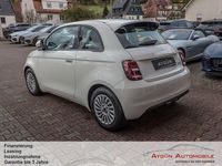 Gebraucht Fiat 500e 86 kW (118 PS) 2023 Colore esterno (arktis weiß) Limousine