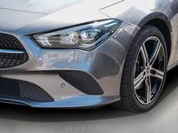 Gebraucht Mercedes CLA200 Progressive 150 PS (110 kW) 2023 Mountain grau Coupé