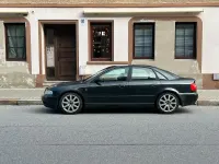 Używany Audi A4 150 KM (110 kW) 1996 Czarny Sedan/Limuzyna