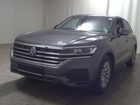 Gebraucht VW Touareg 231 PS (169 kW) 2022 Grau SUV