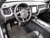 gebraucht Volvo XC60 R Design 2WD T5 EU6d-T Navi digitales Cockpit Soundsystem LED Kurvenlicht Scheinwerferreg.