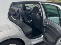 Gebraucht VW Golf VII 105 PS (77 kW) 2014 Limousine