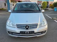 Gebraucht Mercedes A180 109 PS (80 kW) 2010 Silber Limousine