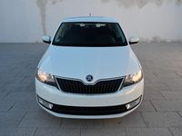 Gebraucht Skoda Rapid Cool Edition 90 PS (66 kW) 2018 Weiß Limousine