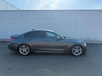 Gebraucht BMW 318 Shadowline 143 PS (105 kW) 2014 Grau Limousine