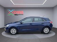 Gebraucht Hyundai i30 Select 99 PS (72 kW) 2020 Blau Limousine