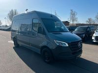 Gebraucht Mercedes Sprinter 170 PS (125 kW) 2025 Blaugrau Van