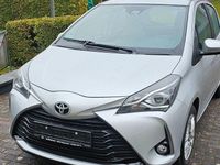 Gebraucht Toyota Yaris 111 PS (81 kW) 2018 Silber Kleinwagen