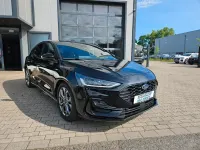 Gebraucht Ford Focus ST-Line 116 PS (85 kW) 2025 Schwarz Limousine