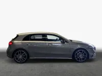 Gebraucht Mercedes A180 Edition 136 PS (100 kW) 2026 Grau Limousine