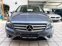 Gebraucht Mercedes B180 109 PS (80 kW) 2013 Grau Van / Kleinbus