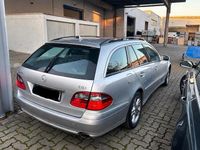 Gebraucht Mercedes E280 190 PS (139 kW) 2007 Silber Kombi