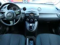 Gebraucht Mazda 2 Sendo 84 PS (61 kW) 2015 Blau Limousine