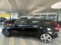 Gebraucht Volvo V60 163 PS (119 kW) 2011 Schwarz Kombi