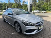 Gebraucht Mercedes CLA220 AMG line 184 PS (135 kW) 2019 Polarsilber  metalliclack Coupé