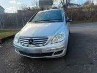 Gebraucht Mercedes B180 2007 Grau Van / Kleinbus