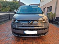 Gebraucht VW Multivan Edition 150 PS (110 kW) 2023 Grau Van