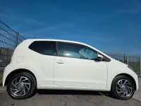 Usado VW up! Sound 60 CV (44 kW) 2017 Blanco Utilitario