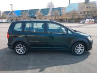 Gebraucht VW Touran Cross 150 PS (110 kW) 2014 Grün Van / Kleinbus