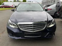 Gebraucht Mercedes E200 136 PS (100 kW) 2015 Blau Kombi