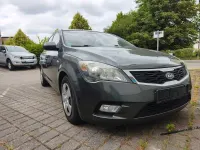 Gebraucht Kia Ceed Edition 7 90 PS (66 kW) 2011 Grau Kleinwagen