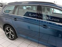 Gebraucht VW Passat Business 190 PS (139 kW) 2020 Aquamarinblau Kombi