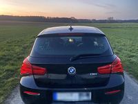 Gebraucht BMW 116 109 PS (80 kW) 2016 Schwarz Kleinwagen