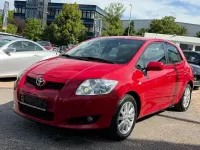 Gebraucht Toyota Auris Executive 124 PS (91 kW) 2008 Crimson red Kleinwagen