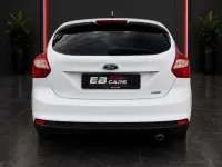 Gebraucht Ford Focus Titanium 150 PS (110 kW) 2014 Weiß Kleinwagen