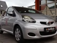 Gebraucht Toyota Aygo Cool 68 PS (50 kW) 2011 Silber Kleinwagen