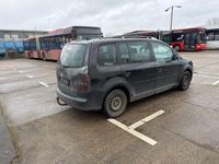 Gebraucht VW Touran 140 PS (102 kW) 2004 Schwarz Van / Kleinbus