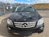 Gebraucht Mercedes ML320 224 PS (164 kW) 2007 Schwarz SUV