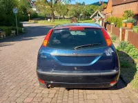 Gebraucht Ford Focus 105 PS (77 kW) 2003 Blau Limousine