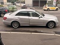 Gebraucht Mercedes E250 204 PS (150 kW) 2012 Silber Limousine