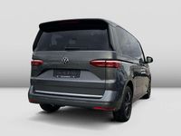 Gebraucht VW Multivan Style 150 PS (110 kW) 2025 Grau Van