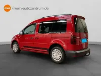 Gebraucht VW Caddy Trendline 125 PS (91 kW) 2018 Rot Van / Kleinbus