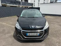 Gebraucht Peugeot 208 68 PS (50 kW) 2014 Kleinwagen