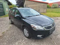 Gebraucht Kia Ceed 125 PS (91 kW) 2010 Schwarz Kleinwagen