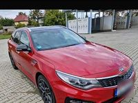 Gebraucht Kia Optima 179 PS (131 kW) 2019 Rot Kombi