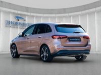 Gebraucht Mercedes B200 Advanced Plus 163 PS (119 kW) 2023 Roségold Van / Kleinbus