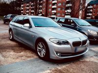 Gebraucht BMW 530 245 PS (180 kW) 2011 Silber Kombi