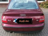 Gebraucht Audi A4 105 PS (77 kW) 2000 Rot Limousine
