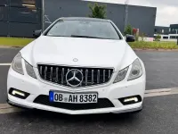 Używany Mercedes E350 AMG 231 KM (169 kW) 2010 Biały Coupe