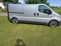 Gebraucht Opel Vivaro 114 PS (83 kW) 2009 Silber Van / Kleinbus