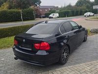 Gebraucht BMW 330 272 PS (200 kW) 2009 Blau Limousine