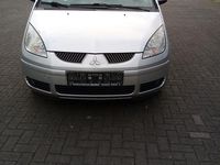 Gebraucht Mitsubishi Colt 95 PS (69 kW) 2007 Silber Van / Kleinbus